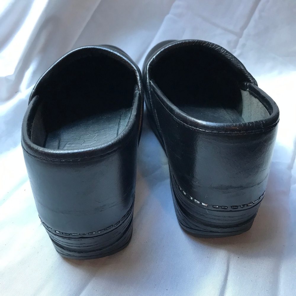 Dansko Profession Clogs_3